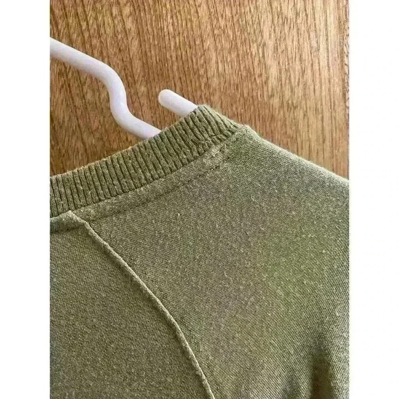 Athleta Mindset Relaxed Fit Sweatshirt Women's Light Olive Green Size 1X Comfy - Picture 9 of 11